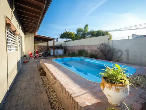 Casa en venta de 3 dormitorios en La Plata