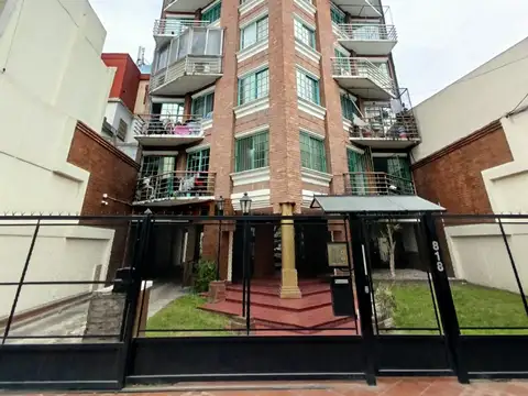 Leandro Nicéforo Alem 800, Piso 7