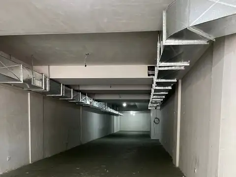 Local en Venta en Versalles, USD 850.000