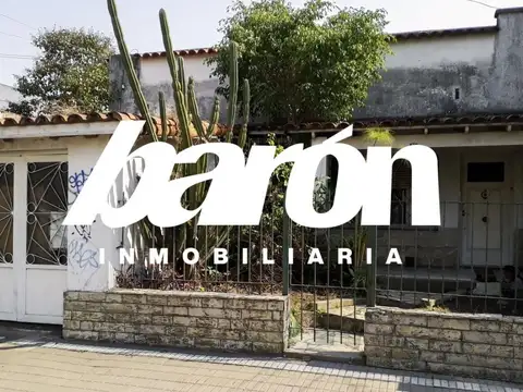 Casa - Venta - Argentina, Lomas de Zamora - Alvear  830