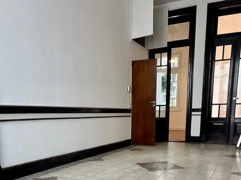 Depto Tipo Casa en Alquiler de 4 dormitorios