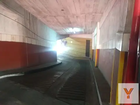 Moldes e/ Mendoza y Avenida Juramento