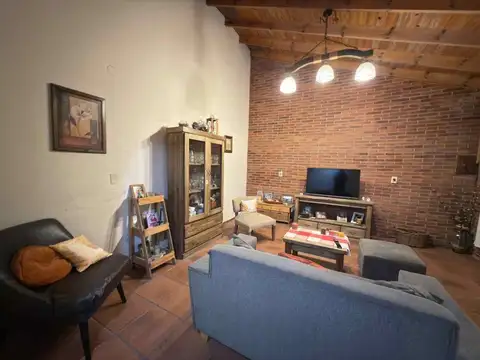 Venta casa 5 Amb. c/terraza y parrilla Gral. Mitre