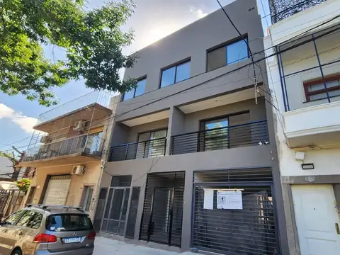 Depto Tipo Casa en Venta en Monte Castro, USD 189.900