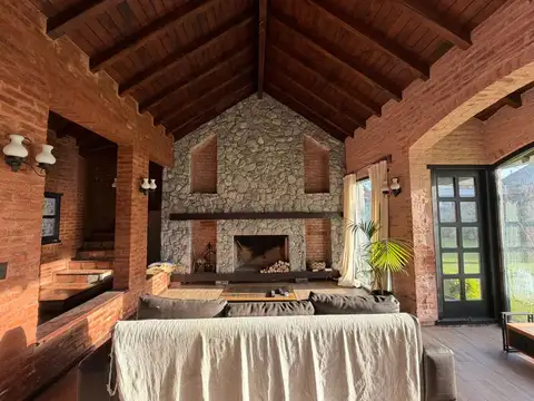 Casa en Venta en Las Praderas de Luján, USD 249.500