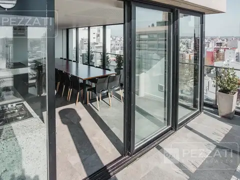 Departamento de 2 amb. Contrafrente abierto. Muy luminoso. Edificio de 4 años. Sum con parrilla, sol