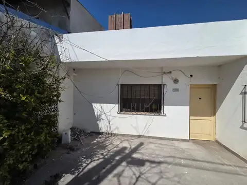 Manuela Pedraza 1700