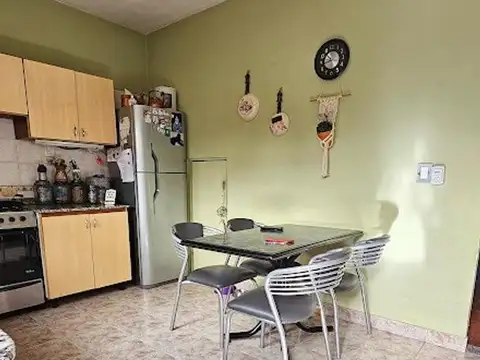 Depto Tipo Casa 3 ambientes con 2 baños