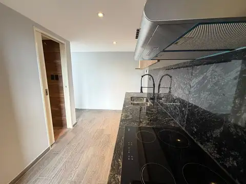 Departamento en Alquiler en Lanus Este, $ 560.000