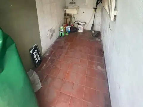Depto Tipo Casa en Alquiler de 2 ambientes