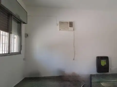 Depto Tipo Casa en Alquiler de 3 ambientes