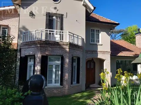 Casa en Alquiler Temporal de 4 dormitorios