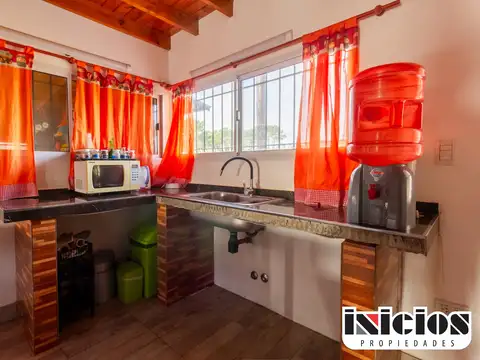 Casa 3 ambientes con 2 baños