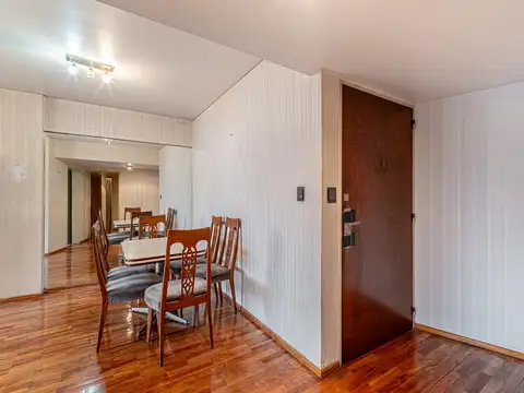 Departamento en Venta en Chacarita, USD 155.000