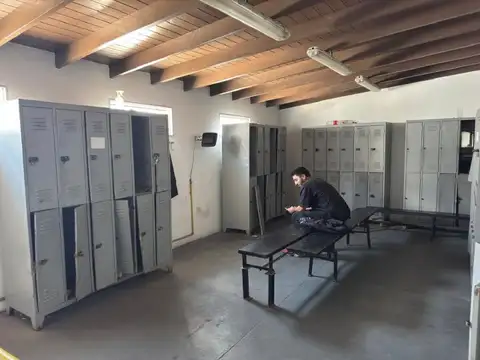 Galpon en Alquiler 66 años