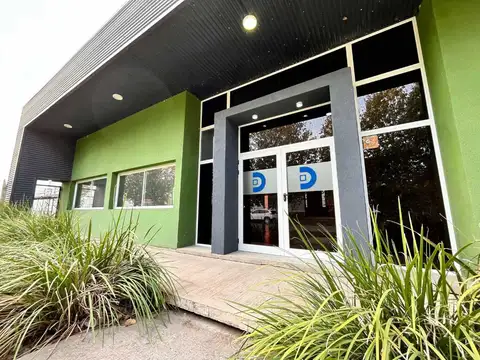 Comirsa Galpón 400 m² trifásica Oficinas equipadas