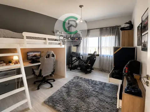 Casa 5 ambientes con 2 baños