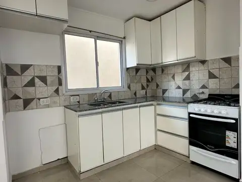 Depto Tipo Casa en Alquiler 4 años