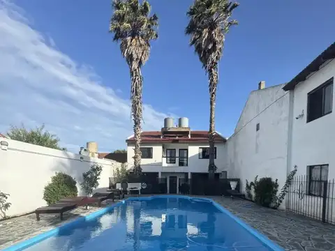 Casa en Alquiler Temporario en Punta Mogotes - Apta Jovenes hasta 12 Personas