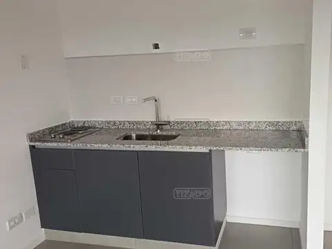 Departamento en Alquiler en Barrio Parque, $ 920.000