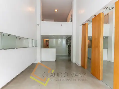 Local en Venta 30 años