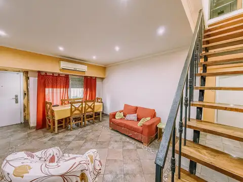 Depto Tipo Casa en Venta en Lanus Oeste, USD 104.999