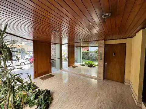 VENTA DEPARTAMENTO 3 DORM BALCON COCHERAS PISO 5