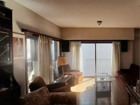 Departamento 5 ambientes con 2 baños
