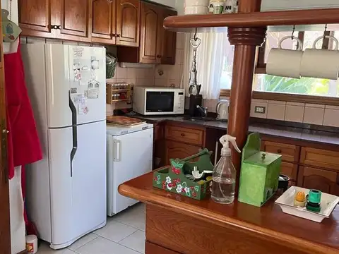 Casa 4 ambientes con 3 baños