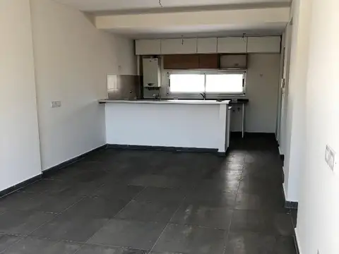 Departamento en Venta en Adrogue, USD 240.000