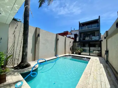Casa en Venta en Liniers, USD 382.000