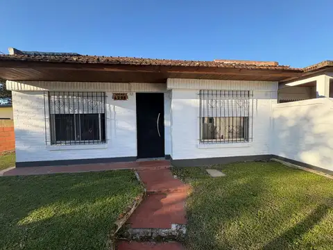 VENTA CASA 3 amb MALVINAS ARGENTINAS APTO CREDITO