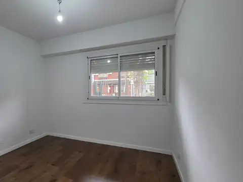 Ricardo Gutiérrez 1600, Piso P.B