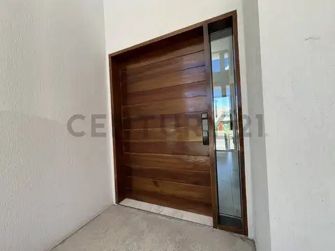 139 y 90 CASA 3 DORMITORIOS EN VENTA FINCAS DE DUGGAN LA PLATA