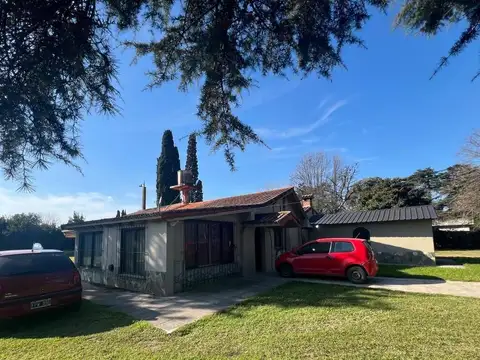 Casa Quinta barrio Malvinas, Gral Rodriguez 12 ambientes