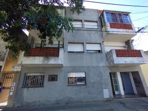 DEPARTAMENTO EN VENTA - ARROYITO - 2 DORMITORIOS