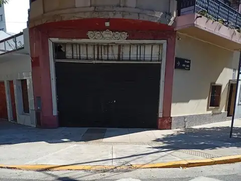 Local en Alquiler en Parque Avellaneda, $ 750.000