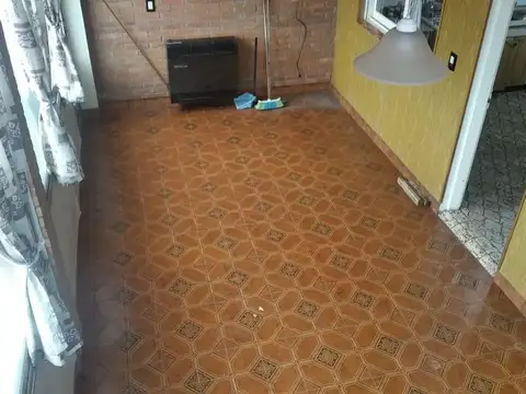 Depto Tipo Casa en Venta con 1 cocheras