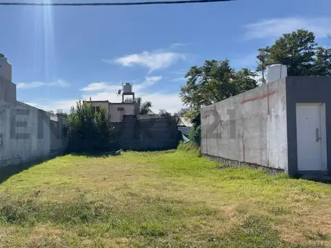 Terreno en Venta 25  mts Fondo