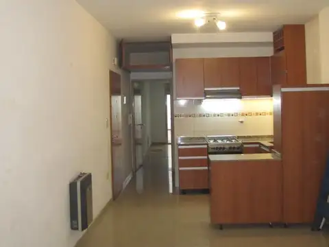 DEPARTAMENTO 2 AMBIENTES PATIO LAVADERO FLORESTA