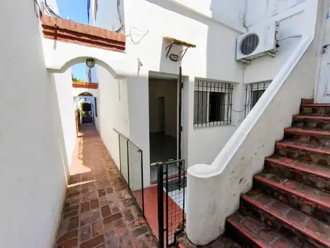 Depto Tipo Casa en Venta de 2 ambientes