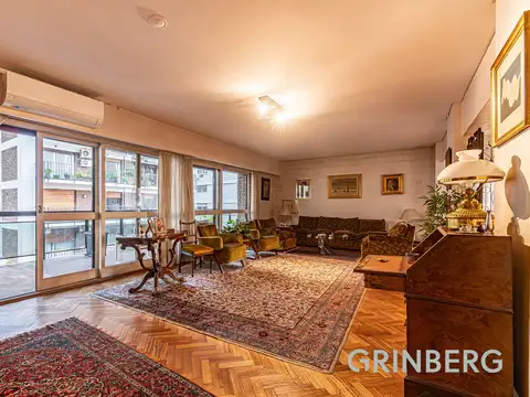Departamento en Venta de 5 dormitorios