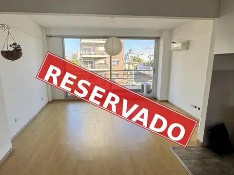 DEPARTAMENTO CON BALCÓN AL FRENTE ALQUILER