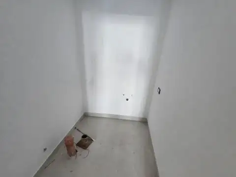 Local en Parque Chas en VENTA