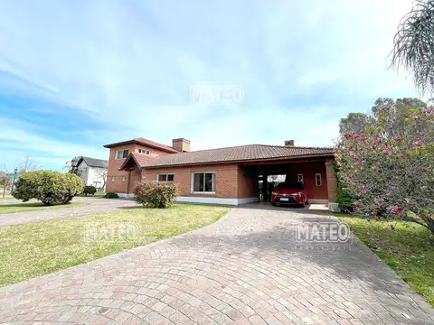 Casa en Venta en Campos De Álvarez, USD 380.000