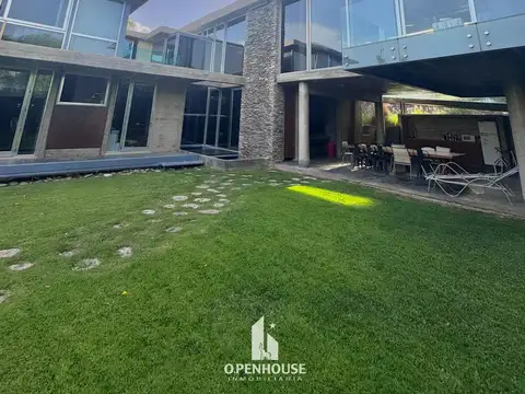 Casa en Venta de 6 dormitorios