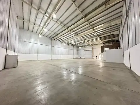 Galpon en Alquiler en Alvear, USD 3.500