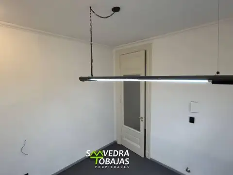 Laprida 800
