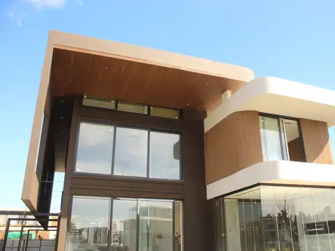 Casa en Alquiler A Estrenar