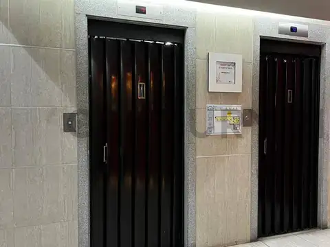 Oficina en Venta 62 años